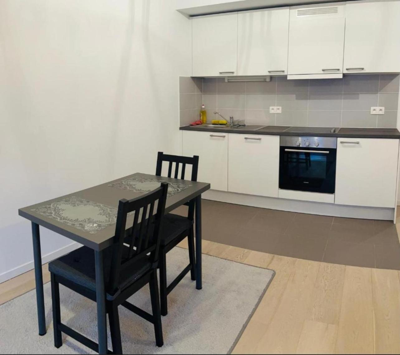 Beau Studio Apartment Brussels Ngoại thất bức ảnh